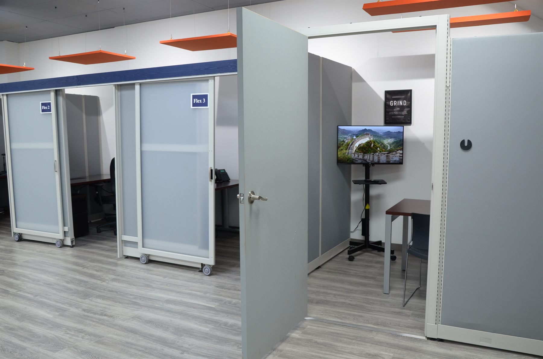 Flexible desk pods and shared workspace
